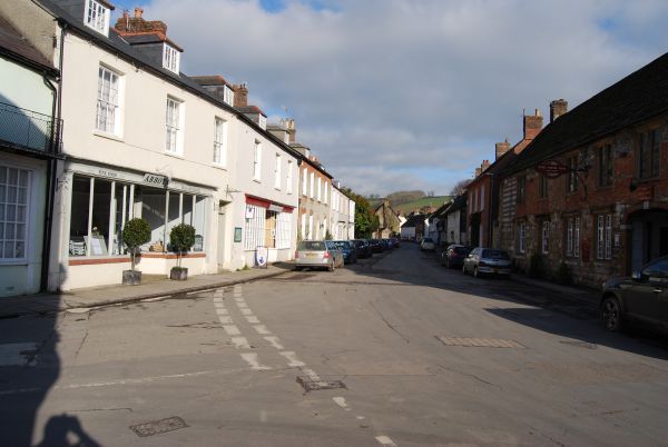 Picure of Long Street with Tearoom